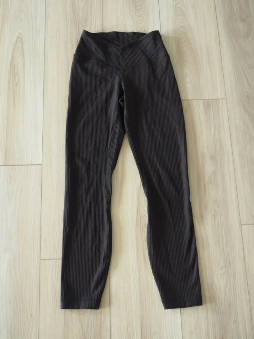 Lululemon V-Waist Yoga Tight 25